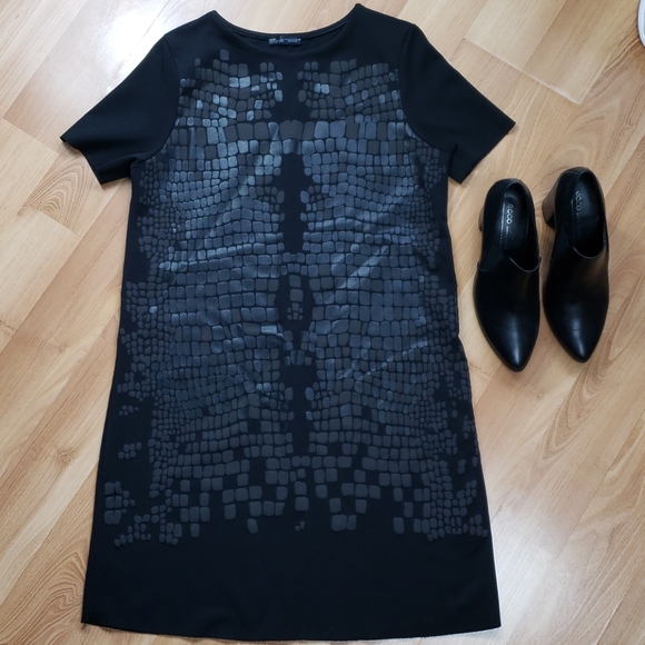 Zara Dresses & Skirts - Zara Front Design Black Dress
